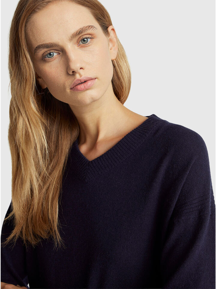 V NECK SWEATER L/S Women image number 4